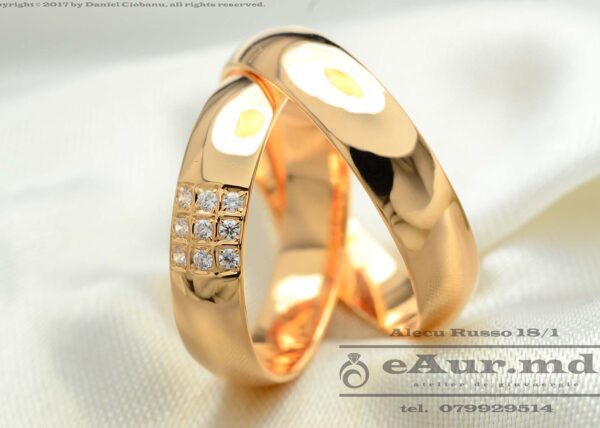 model de verighete din aur 14 carate cu pietre fianit pe inelul de dama confortabile in interior