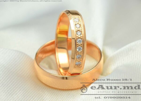 model de verighete fatetate cu diamante pe inelul sotiei la comanda